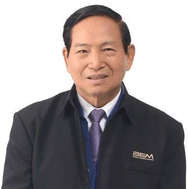 นายปลิว ตรีวิศวเวทย์